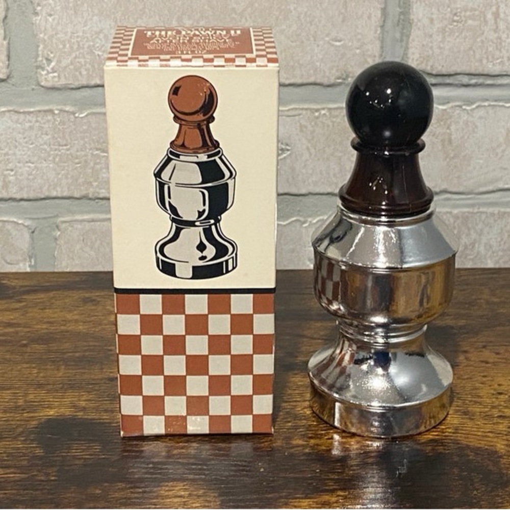 The Pawn II, Vintage Avon Aftershave Bottle in Original Box, 1970s Person Care